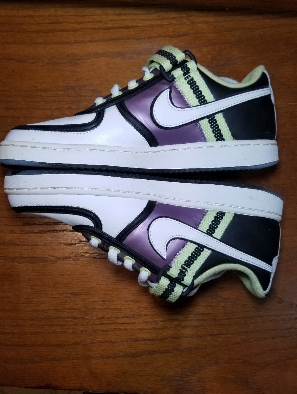 New No Box Nike Low-Top Sneakers in White, Black, Purple & Lime. Shoes From 2008